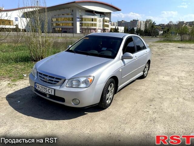 Серый Киа Черато, объемом двигателя 1.6 л и пробегом 350 тыс. км за 4100 $, фото 1 на Automoto.ua