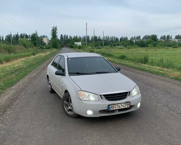 Серый Киа Черато, объемом двигателя 1.6 л и пробегом 303 тыс. км за 3500 $, фото 1 на Automoto.ua