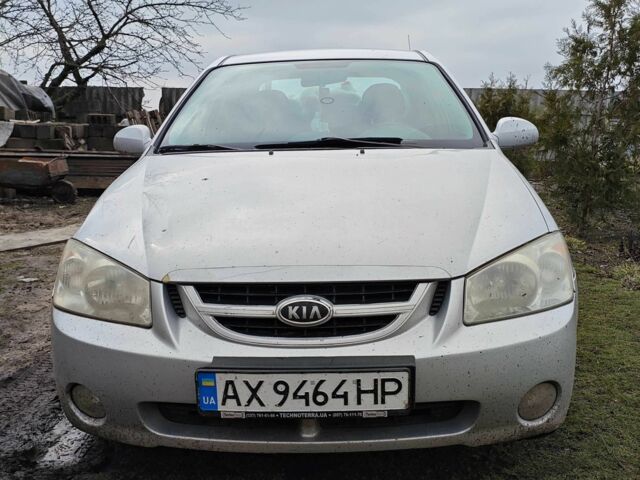 Серый Киа Черато, объемом двигателя 1.6 л и пробегом 3 тыс. км за 2700 $, фото 1 на Automoto.ua