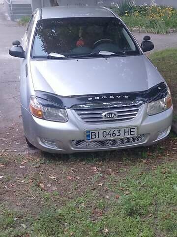 Серый Киа Черато, объемом двигателя 1.59 л и пробегом 180 тыс. км за 3950 $, фото 1 на Automoto.ua