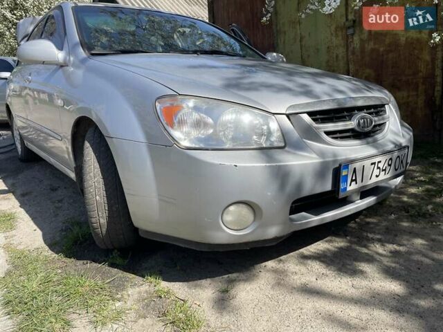 Сірий Кіа Черато, об'ємом двигуна 1.6 л та пробігом 180 тис. км за 4300 $, фото 1 на Automoto.ua