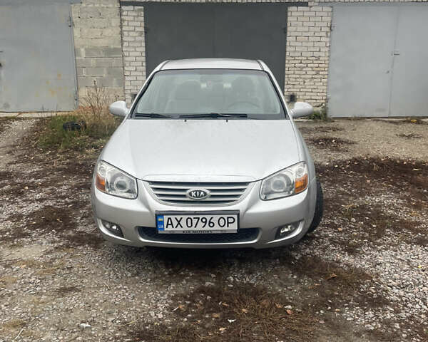 Киа Черато 2006 в Харькове на Automoto.ua Серый Киа Черато, объемом двигателя 1.6 л и пробегом 238 тыс. км за 5400 $, фото 1 на Automoto.ua