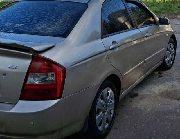 Сірий Кіа Черато, об'ємом двигуна 1.6 л та пробігом 200 тис. км за 3750 $, фото 1 на Automoto.ua