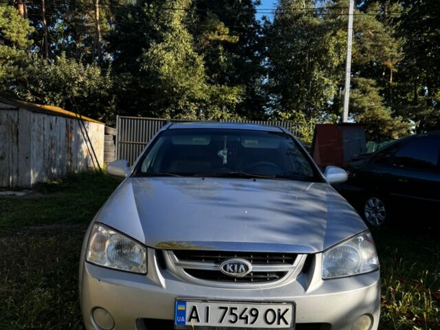 Серый Киа Черато, объемом двигателя 1.6 л и пробегом 250 тыс. км за 2700 $, фото 1 на Automoto.ua