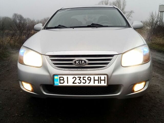 Сірий Кіа Черато, об'ємом двигуна 1.6 л та пробігом 263 тис. км за 4500 $, фото 1 на Automoto.ua