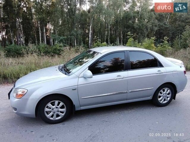 Серый Киа Черато, объемом двигателя 1.98 л и пробегом 165 тыс. км за 4700 $, фото 1 на Automoto.ua