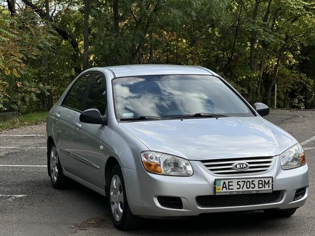 Сірий Кіа Черато, об'ємом двигуна 1.6 л та пробігом 172 тис. км за 5199 $, фото 1 на Automoto.ua