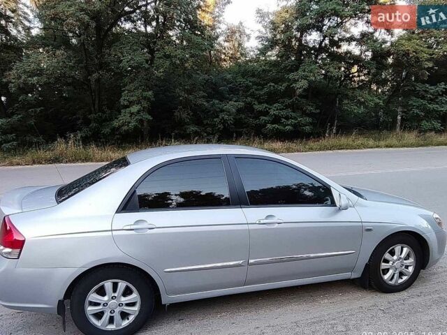 Сірий Кіа Черато, об'ємом двигуна 1.98 л та пробігом 165 тис. км за 4700 $, фото 1 на Automoto.ua