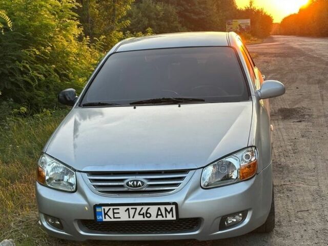 Сірий Кіа Черато, об'ємом двигуна 1.6 л та пробігом 310 тис. км за 3700 $, фото 1 на Automoto.ua