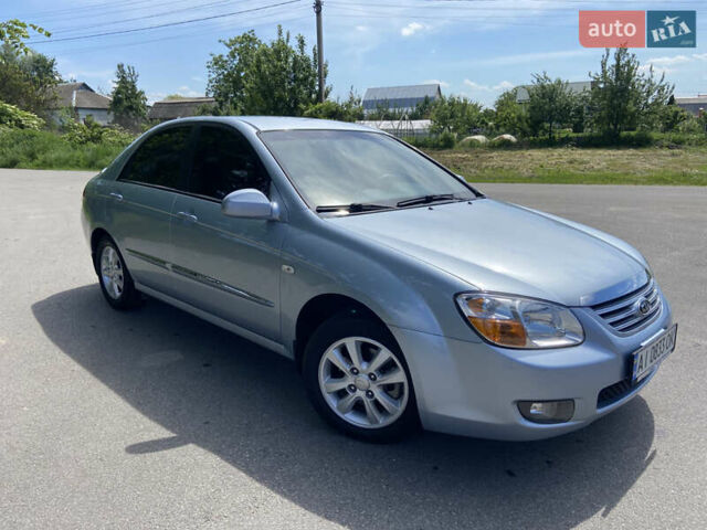 Серый Киа Черато, объемом двигателя 1.6 л и пробегом 82 тыс. км за 6300 $, фото 1 на Automoto.ua