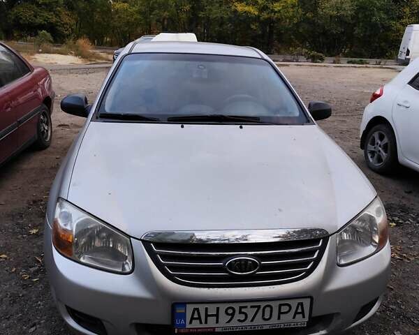 Киа Черато 2007 в Новомосковске на Automoto.ua Серый Киа Черато, объемом двигателя 1.6 л и пробегом 138 тыс. км за 4500 $, фото 1 на Automoto.ua