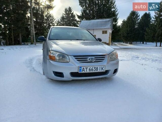 Серый Киа Черато, объемом двигателя 1.58 л и пробегом 472 тыс. км за 4800 $, фото 1 на Automoto.ua