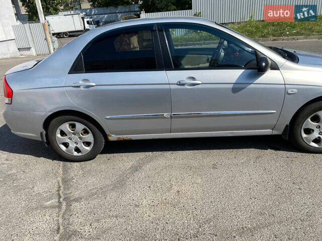 Сірий Кіа Черато, об'ємом двигуна 1.6 л та пробігом 250 тис. км за 3100 $, фото 1 на Automoto.ua