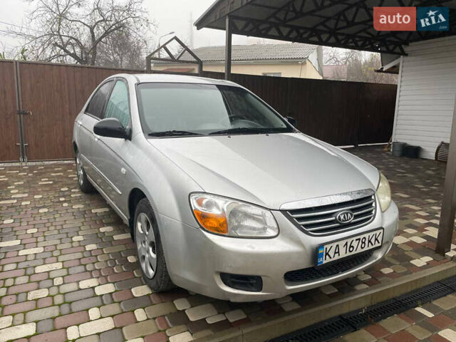 Сірий Кіа Черато, об'ємом двигуна 1.6 л та пробігом 281 тис. км за 4200 $, фото 1 на Automoto.ua