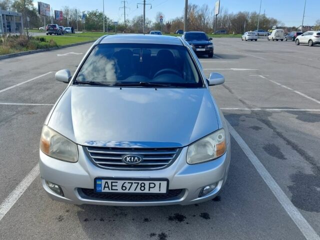 Киа Черато 2008 в Ирпене на Automoto.ua Серый Киа Черато, объемом двигателя 2 л и пробегом 188 тыс. км за 5000 $, фото 1 на Automoto.ua