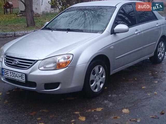 Серый Киа Черато, объемом двигателя 1.6 л и пробегом 220 тыс. км за 3000 $, фото 1 на Automoto.ua