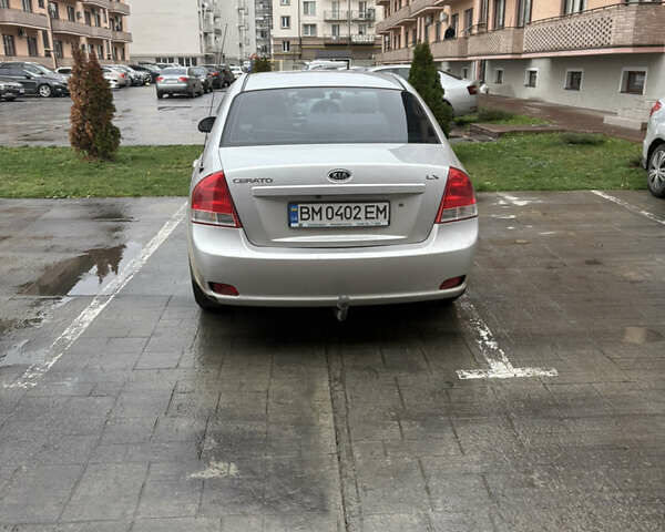 Серый Киа Черато, объемом двигателя 1.6 л и пробегом 194 тыс. км за 4200 $, фото 1 на Automoto.ua