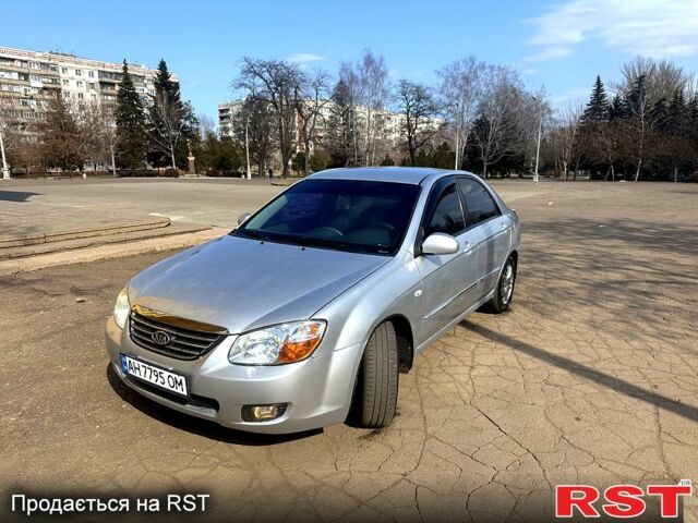 Серый Киа Черато, объемом двигателя 1.6 л и пробегом 192 тыс. км за 4300 $, фото 1 на Automoto.ua