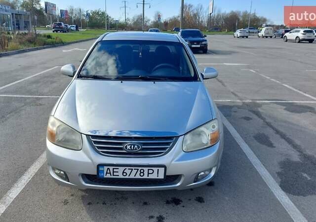 Киа Черато 2008 в Ирпене на Automoto.ua Серый Киа Черато, объемом двигателя 2 л и пробегом 188 тыс. км за 5000 $, фото 1 на Automoto.ua