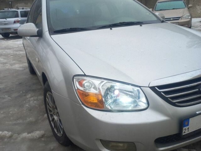 Серый Киа Черато, объемом двигателя 1.6 л и пробегом 143 тыс. км за 5300 $, фото 1 на Automoto.ua