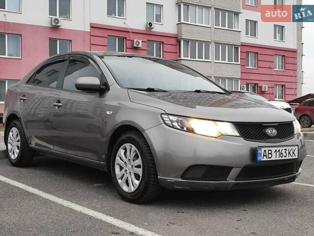 Серый Киа Черато, объемом двигателя 1.59 л и пробегом 153 тыс. км за 6300 $, фото 1 на Automoto.ua