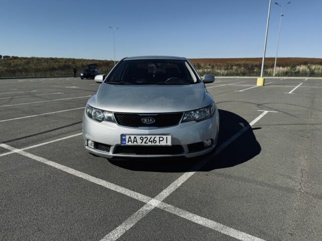 Сірий Кіа Черато, об'ємом двигуна 1.6 л та пробігом 242 тис. км за 4999 $, фото 1 на Automoto.ua