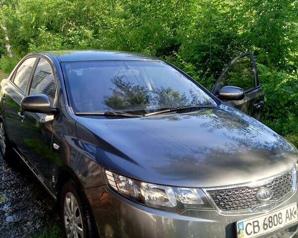 Сірий Кіа Черато, об'ємом двигуна 1.59 л та пробігом 140 тис. км за 8500 $, фото 1 на Automoto.ua