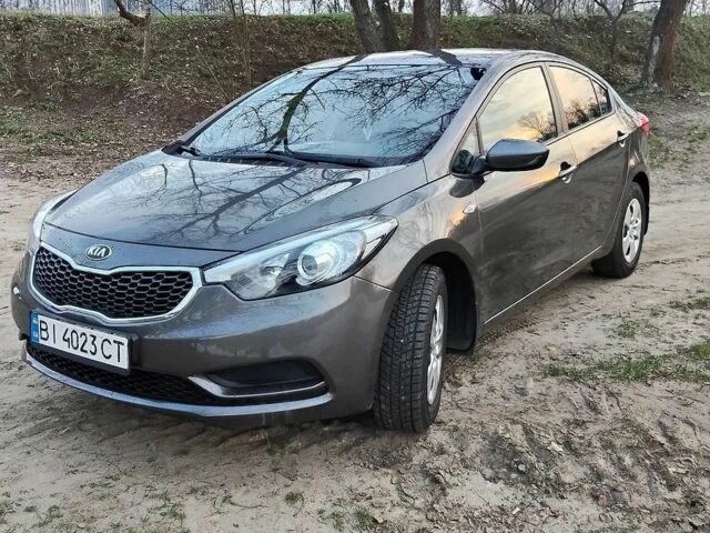 Серый Киа Черато, объемом двигателя 1.59 л и пробегом 183 тыс. км за 8600 $, фото 1 на Automoto.ua
