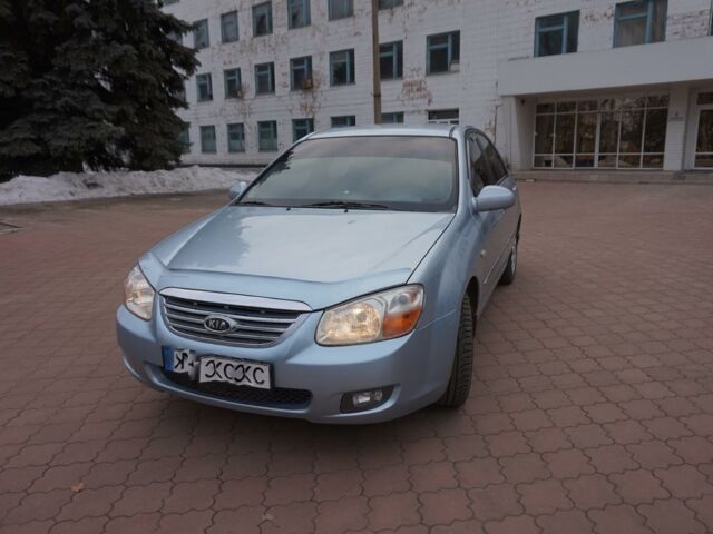 Синий Киа Черато, объемом двигателя 1.6 л и пробегом 185 тыс. км за 6500 $, фото 1 на Automoto.ua