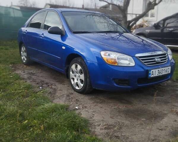 Синий Киа Черато, объемом двигателя 1.6 л и пробегом 297 тыс. км за 3900 $, фото 1 на Automoto.ua