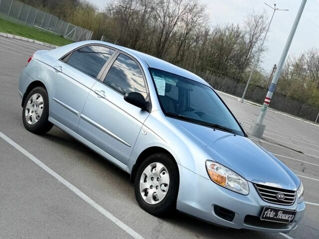 Синий Киа Черато, объемом двигателя 0 л и пробегом 172 тыс. км за 4900 $, фото 1 на Automoto.ua