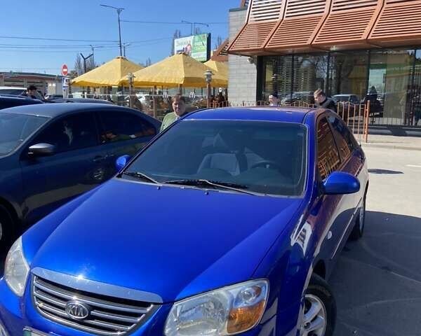 Синій Кіа Черато, об'ємом двигуна 1.59 л та пробігом 245 тис. км за 5600 $, фото 1 на Automoto.ua