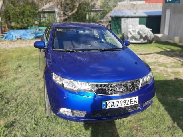 Синий Киа Черато, объемом двигателя 1.6 л и пробегом 160 тыс. км за 8300 $, фото 1 на Automoto.ua