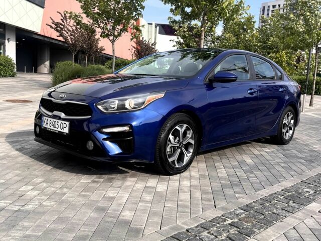 Синий Киа Черато, объемом двигателя 2 л и пробегом 45 тыс. км за 358 $, фото 1 на Automoto.ua