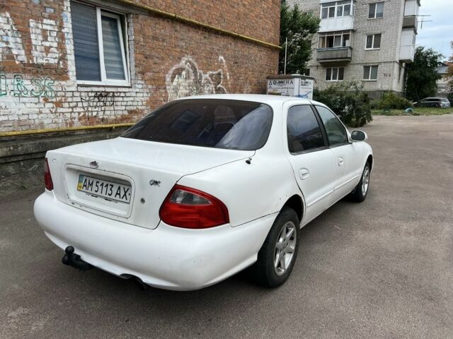 Білий Кіа Кларус, об'ємом двигуна 2 л та пробігом 256 тис. км за 850 $, фото 1 на Automoto.ua