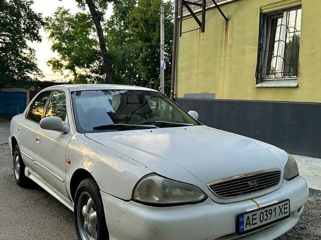 Белый Киа Кларус, объемом двигателя 2 л и пробегом 110 тыс. км за 1500 $, фото 1 на Automoto.ua
