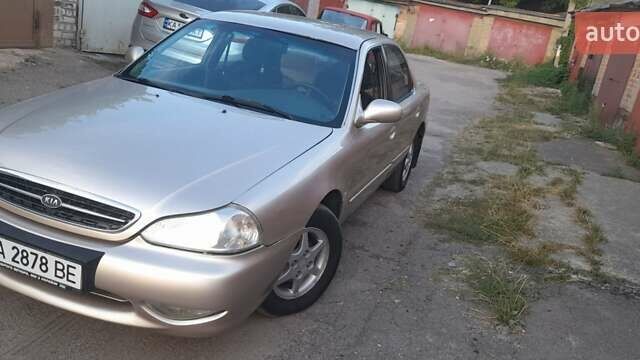 Бежевый Киа Кларус, объемом двигателя 2 л и пробегом 289 тыс. км за 2450 $, фото 1 на Automoto.ua