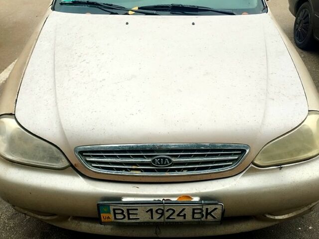 Бежевый Киа Кларус, объемом двигателя 2 л и пробегом 350 тыс. км за 650 $, фото 1 на Automoto.ua
