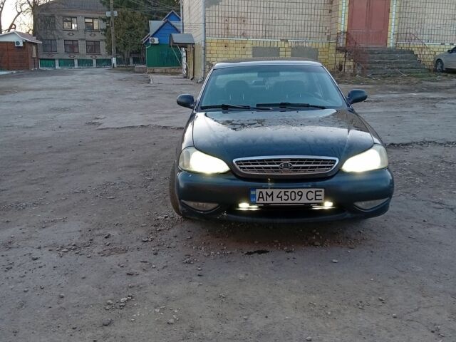 Серый Киа Кларус, объемом двигателя 2 л и пробегом 300 тыс. км за 1000 $, фото 1 на Automoto.ua