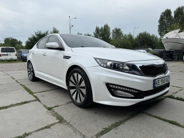 Белый Киа Другая, объемом двигателя 2 л и пробегом 222 тыс. км за 10500 $, фото 1 на Automoto.ua