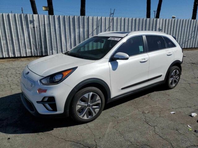 Білий Кіа Інша, об'ємом двигуна 0 л та пробігом 30 тис. км за 5600 $, фото 1 на Automoto.ua