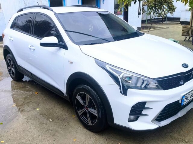 Білий Кіа Інша, об'ємом двигуна 1.6 л та пробігом 26 тис. км за 17500 $, фото 1 на Automoto.ua