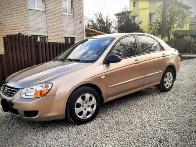 Бежевый Киа Другая, объемом двигателя 0 л и пробегом 199 тыс. км за 5500 $, фото 1 на Automoto.ua