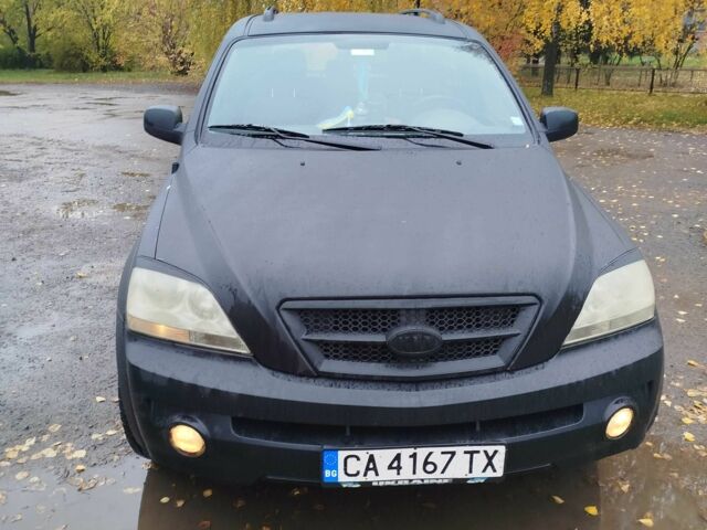 Черный Киа Другая, объемом двигателя 2.5 л и пробегом 250 тыс. км за 3700 $, фото 1 на Automoto.ua