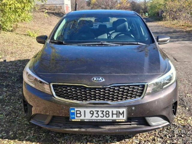 Коричневый Киа Другая, объемом двигателя 2 л и пробегом 46 тыс. км за 13000 $, фото 1 на Automoto.ua