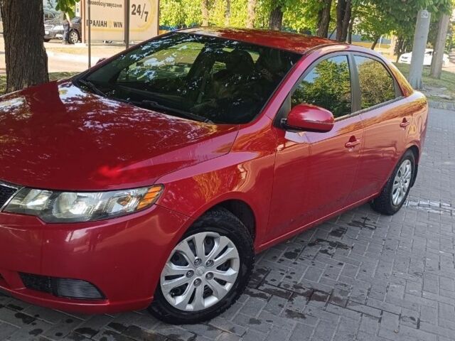 Червоний Кіа Інша, об'ємом двигуна 2 л та пробігом 190 тис. км за 6999 $, фото 1 на Automoto.ua