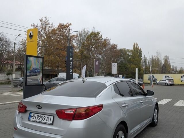 Серый Киа Другая, объемом двигателя 2 л и пробегом 363 тыс. км за 7950 $, фото 1 на Automoto.ua