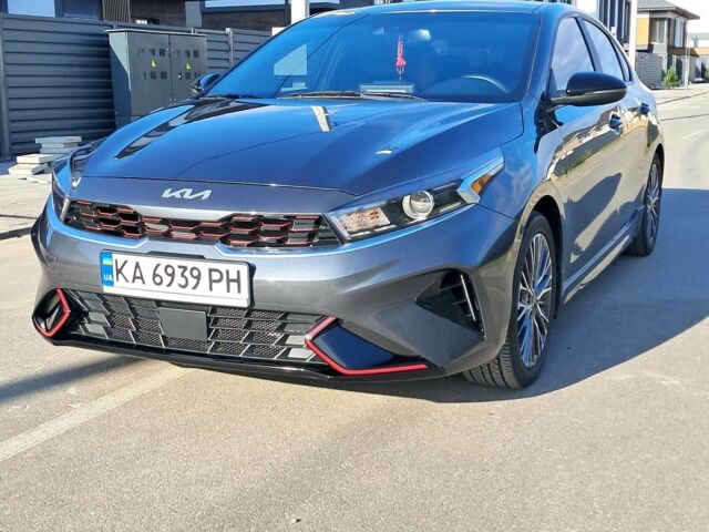 Сірий Кіа Інша, об'ємом двигуна 2 л та пробігом 64 тис. км за 17300 $, фото 1 на Automoto.ua