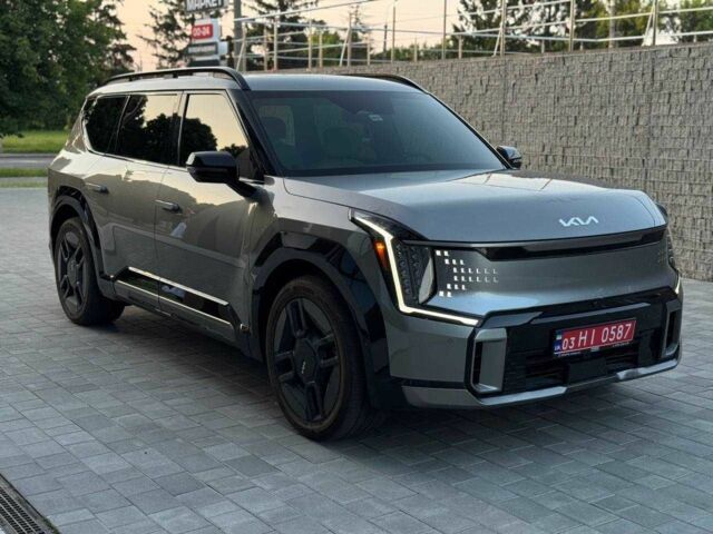 Серый Киа Другая, объемом двигателя 0 л и пробегом 9 тыс. км за 47000 $, фото 1 на Automoto.ua
