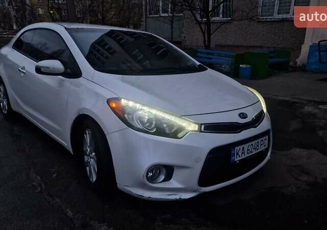 Белый Киа Форте, объемом двигателя 2 л и пробегом 158 тыс. км за 9800 $, фото 1 на Automoto.ua